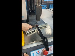 靈科超聲波-黑色織帶焊接