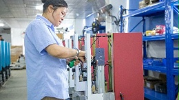 聚焦！應對必諾超聲波焊接機變頻器輸出頻率異常的實用策略