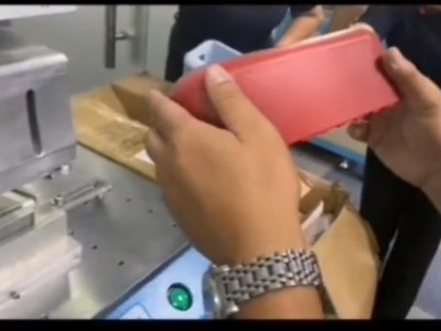 靈科超聲波-<i style='color:red'>焊接行李箱底托</i>