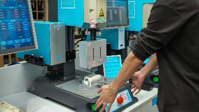 靈科超聲波焊接技術在色帶外殼生產中的核心優勢