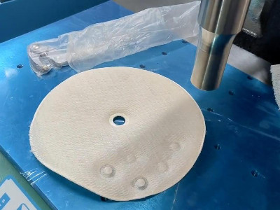 靈科超聲波-圓形無(wú)紡布焊接（各單層7MM）