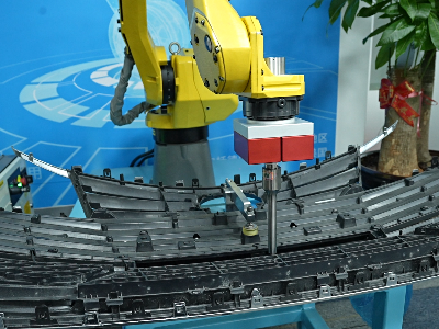 靈科超聲波：以新質生產力焊接未來，<i style='color:red'>智造</i>革新的“隱形引擎”