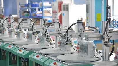 超聲波焊接機在牛奶盒焊接的應用說明