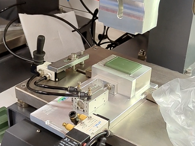 北斗報位終端充電器超聲波焊接